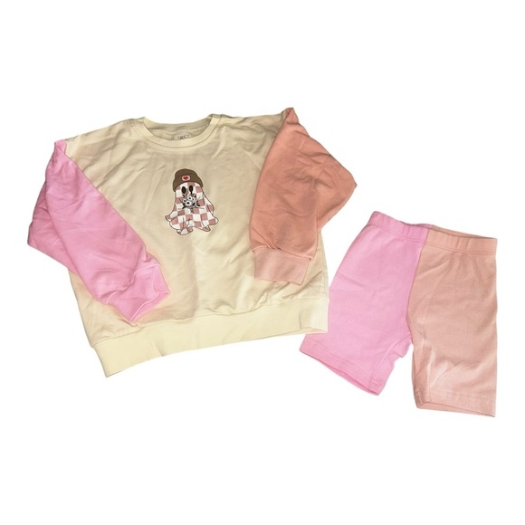 FANCY SHMANCY BABY
Flower Ghost Bike Shorts Set - Picture 1 of 4